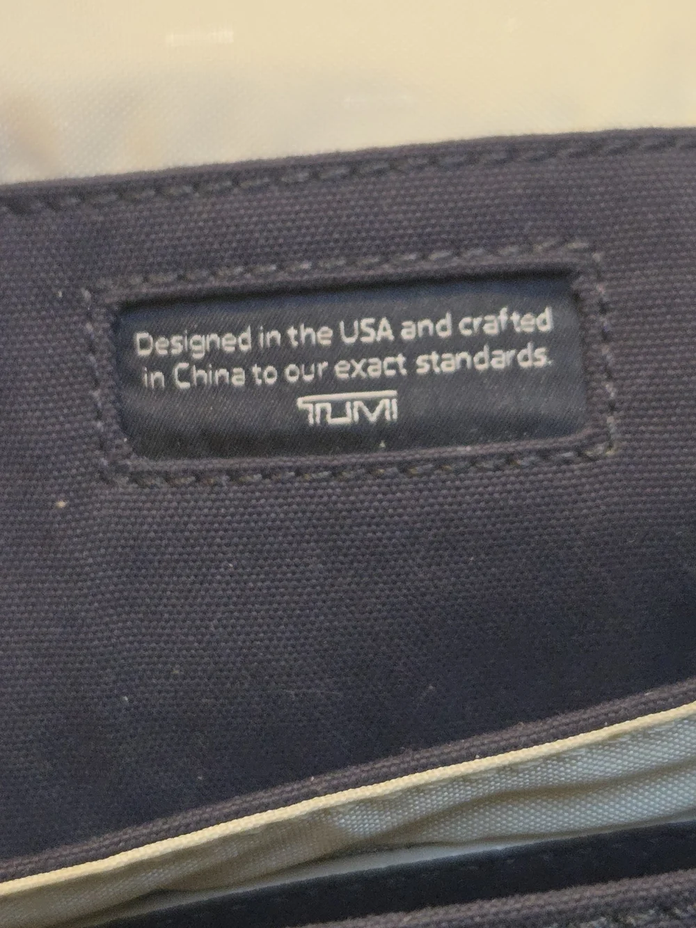 Tumi Waist  Belt Bag Perfect For Traveling Military Grade Thick Nylon Fabric